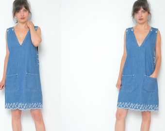 Denim Overall Dress / Vintage 90's Embroidered Jean Button Mini Dress / Sleeveless Denim Dress - Size Medium