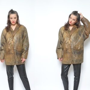 Veste en cuir effet vieilli / manteau bouton oversize marron motif feu vintage des années 80 - taille moyenne