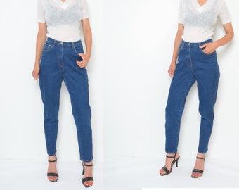 Jean taille haute/vintage 90's fuselé avec poches brodées, jean en denim bleu - petite taille