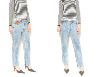 Vintage 80er Acid Wash High Waist Jeans mit Ledertaschen Detail - Gr. XL