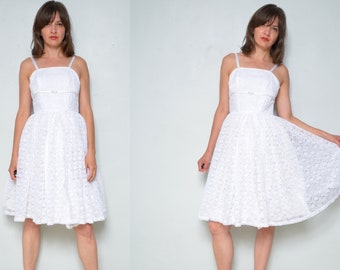 White Lace Dress / vintage 80s Wedding Strappy Midi Cupcake Dress - Size Small