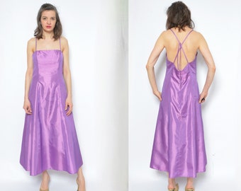 Vera Mont Iridescent Slip Dress /Vintage 90's Backless Sleeveless Glossy Purple Spaghetti Strap Maxi Prom  Dress - Size Medium