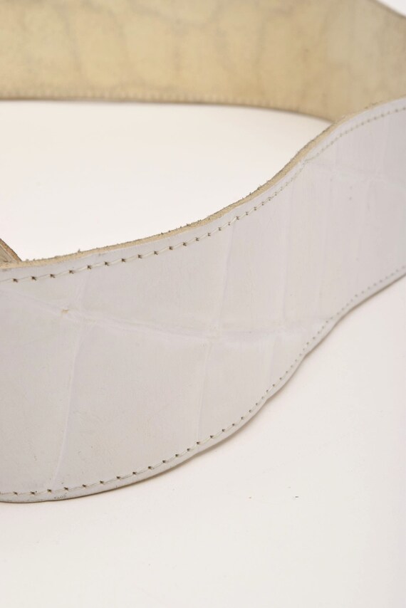 Vintage 90's Wide White Real  Leather Belt Alliga… - image 8