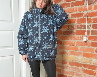 Chaqueta de esquí Stylfrance vintage de los 90 / Abrigo de invierno con estampado de tatuaje nativo en negro y azul / Talla M