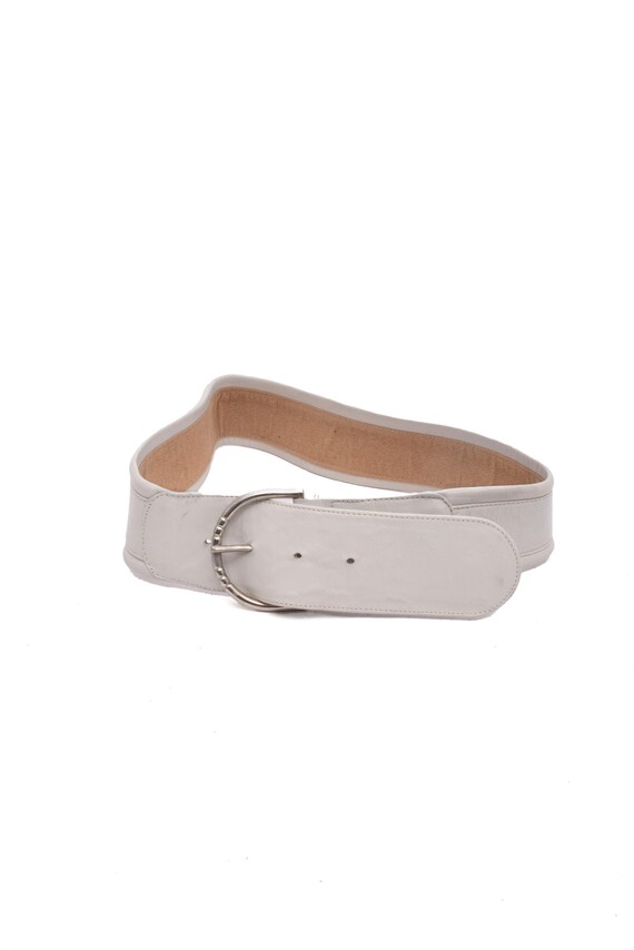 Vintage 80s White Leather Belt With Large Rounded Silver 