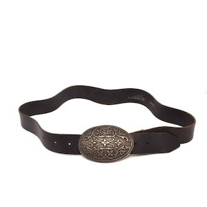 Vintage 90&#39;s Wide Black Leather Belt with Oval Silver Metal Buckle Western Style