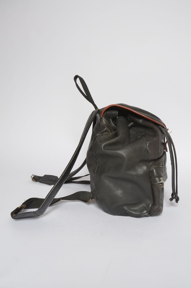 Large Vintage 90/'s Real Leather Black Backpack