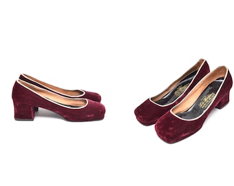Vintage 90s Burgundy Velvet Chunky Heel Shoes with Silver Trim