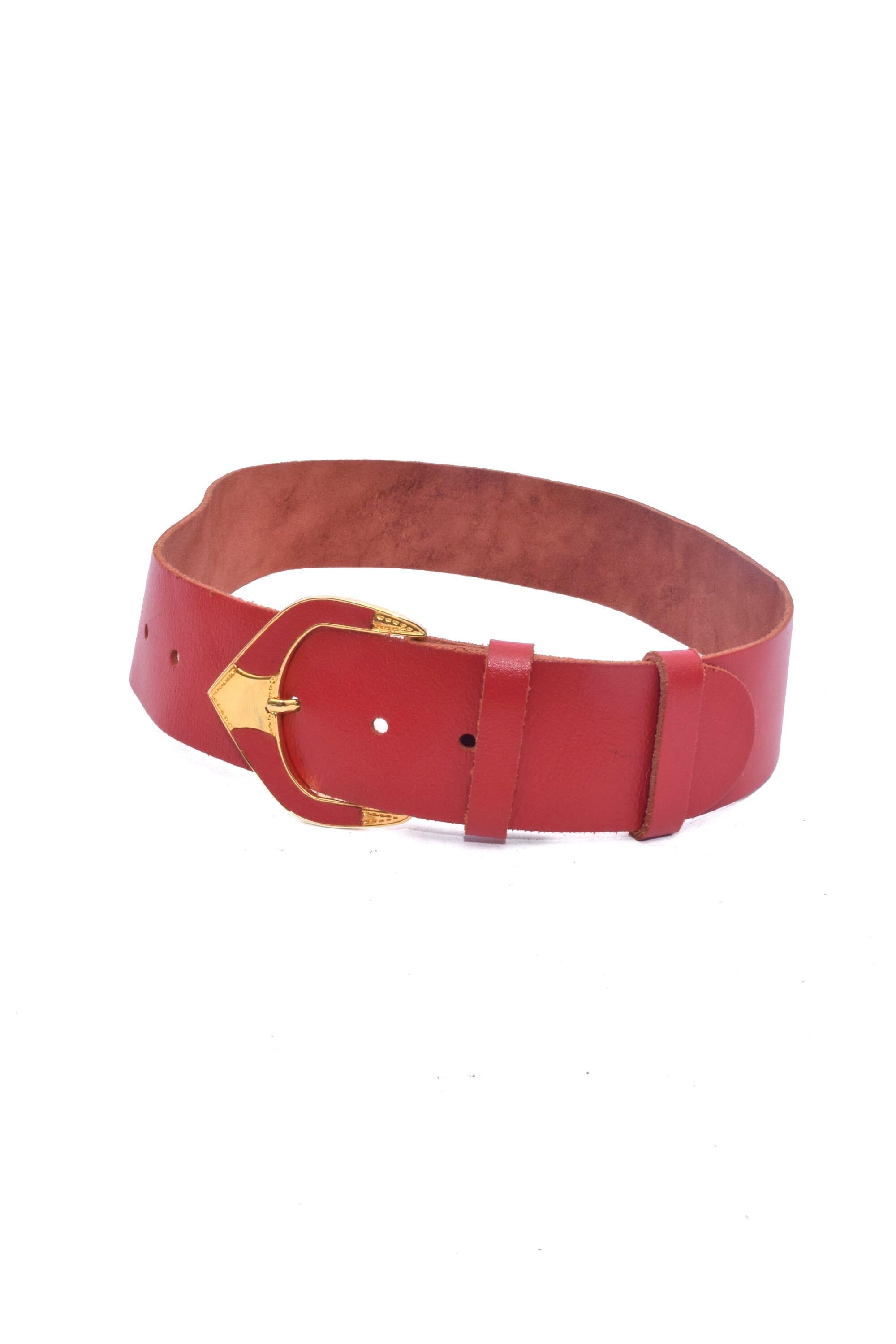 Vintage 90s Red Genuine Leather Weaved Gold Buckle Belt Size Small - Medium Vintage 90s Red Suede Leather Belt – Wide Waist Belt With  main image 3