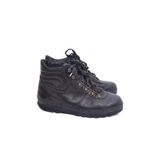 Vintage 90s Black Leather Hiking Boots – Lace-Up Ankle Boots – Size 39 EU