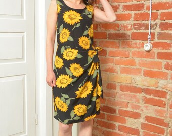 Vintage 90s Sunflower Print Dress - Sleeveless, Tie Wrap Waist - Size Medium Vintage 90s Sunflower Print Dress - Sleeveless, Tie Wrap Waist - Size Medium