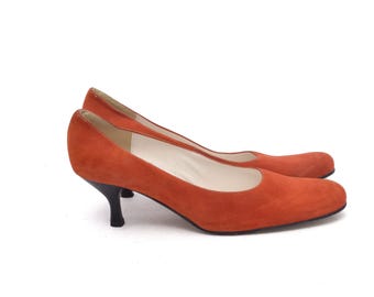 Vintage 90's Orange Suede Leather Pumps