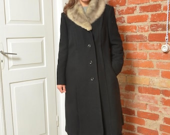 Vintage 80s Black Wool Coat with Fur Collar Elegant Mid-Length Winter Coat Size M/L