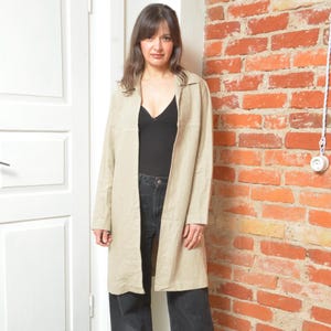 Chaqueta larga minimalista de lino vintage para mujer, color beige, ideal para superponer capas.