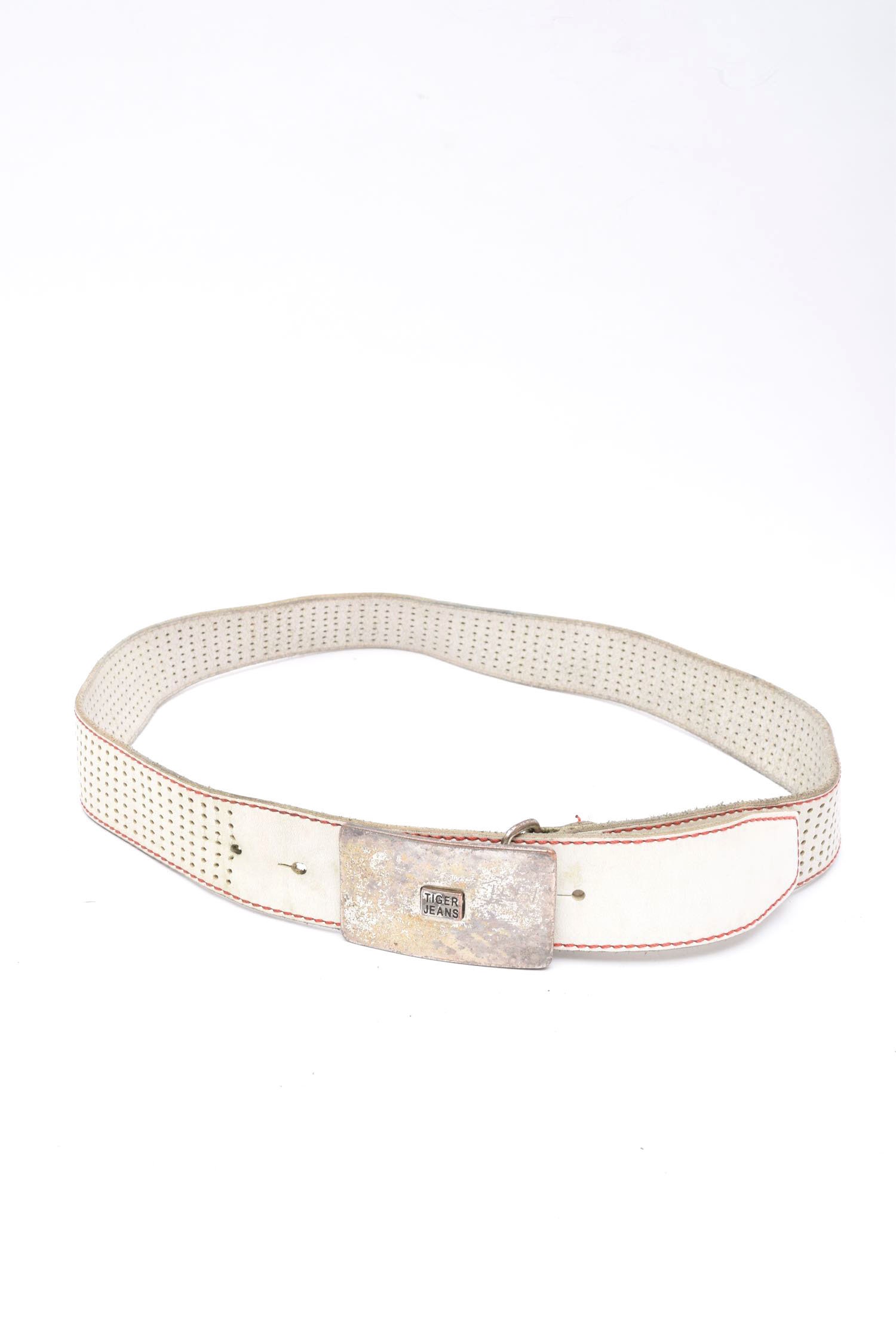 Vintage Tiger Buckle White Faux Leather Belt White Tiger Belt – INSOMNIA VISUALS main image 3