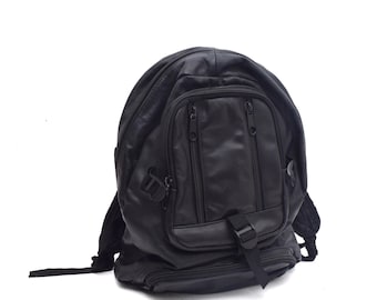 Mochila vintage de cuero negro de los 90 (tamaño grande)