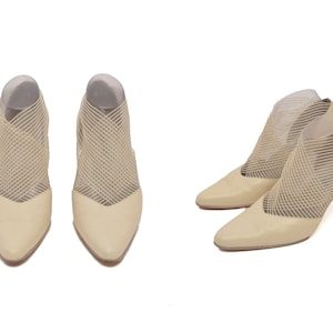 Vintage 90&#39;s Beige Italian Real Leather Curved Heel Pumps With Mesh Fabric Pointy Toe Genuine Leather High Heel Shoes 39 EU (Made in Italy)