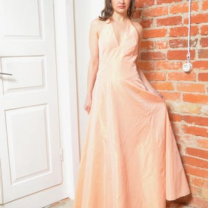 fitted peach dress Avec Les Filles Floral Satin Scarf Tie Mini Dress