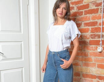 Chemisier rayé à col carré vintage des années 80 : haut en coton minimaliste