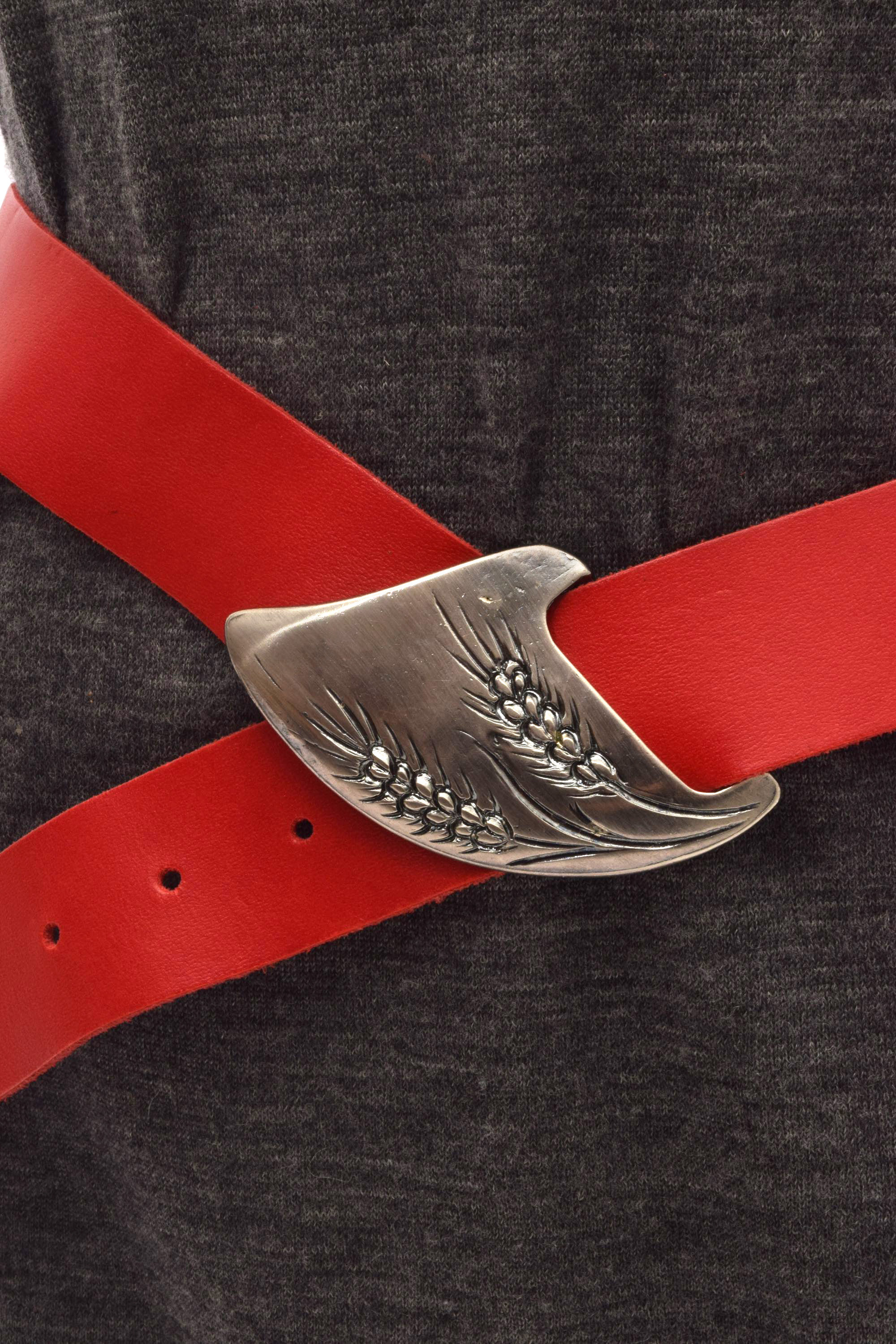 Vintage 90s Red Genuine Leather Weaved Gold Buckle Belt Size Small - Medium Red 1990s Vintage Belts for sale | eBay main image 3