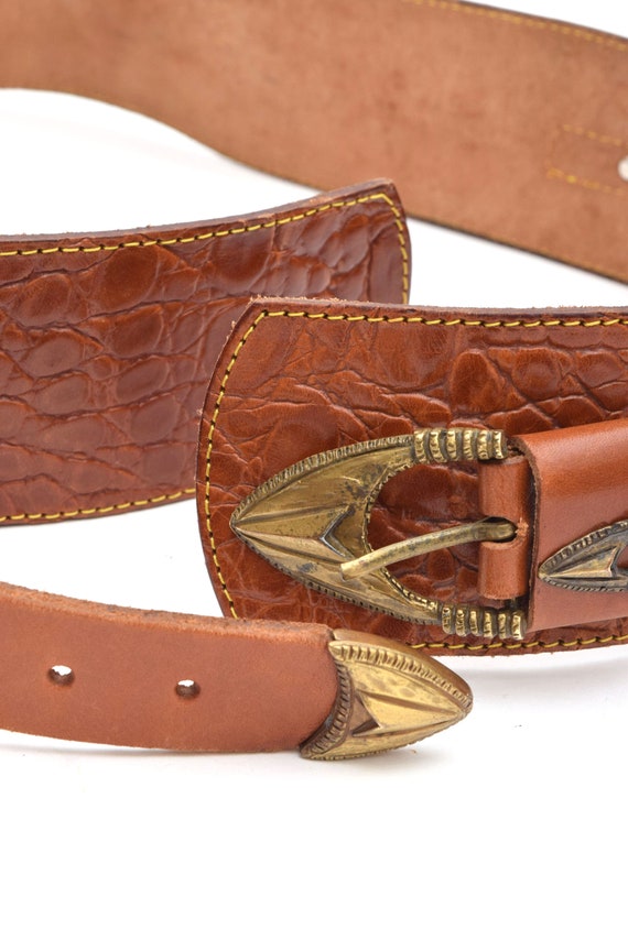 Vintage 90s Wide Brown Leather Western Belt: Arrow Brass  display picture 2