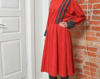 Vestido vintage de los años 80 con vuelo y alas de murciélago - Talla mediana