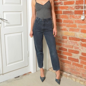 Vintage 90s High Waisted Mom Jeans – Small Dark Wash Denim Straight Leg Pants