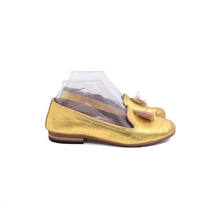 Vintage 90s Gold Shiny Real Leather Loafers With Tassel - Size 37