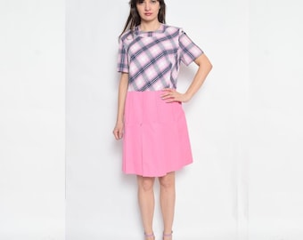 Vestido plisado vintage de los años 70 a cuadros rosas: manga corta, talla L/XL