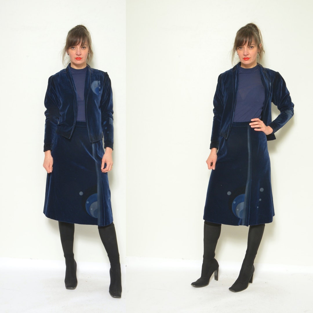 70s Two Piece Velvet Skirt Suit / Vinatge Blazer and Skirt Printed Set ...