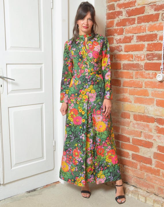 Vintage 70s Floral Maxi Dress Psychedelic Garden Print Medium