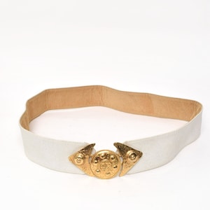 Vintage 90s White Leather Belt with Decorative Gold Metal Clasp Buckle