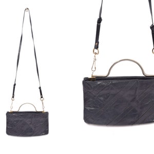 Bolsa retangular vintage de couro legítimo dos anos 80 com metal, pequena bolsa de ombro de couro legítimo azul escuro com remendos dos anos 80