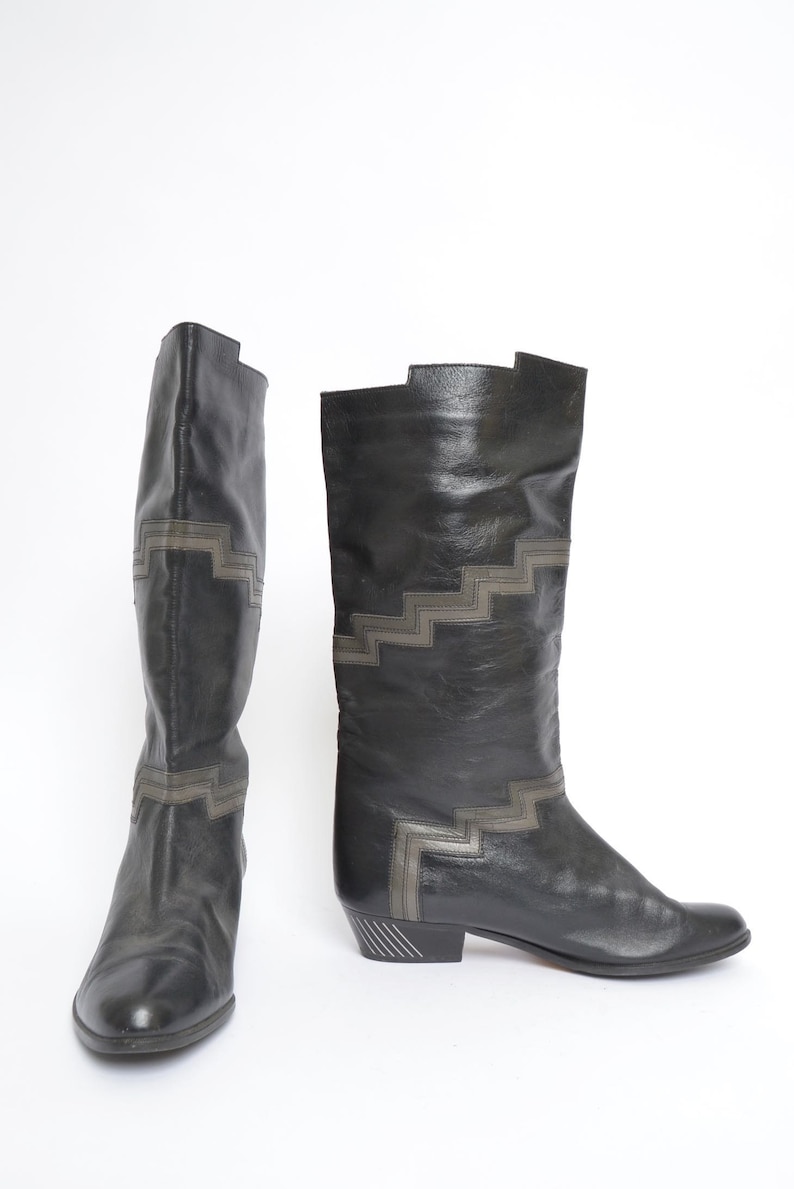 Vintage 80/'s Design Black Real Leather Boots with Gray Zig Zag Design