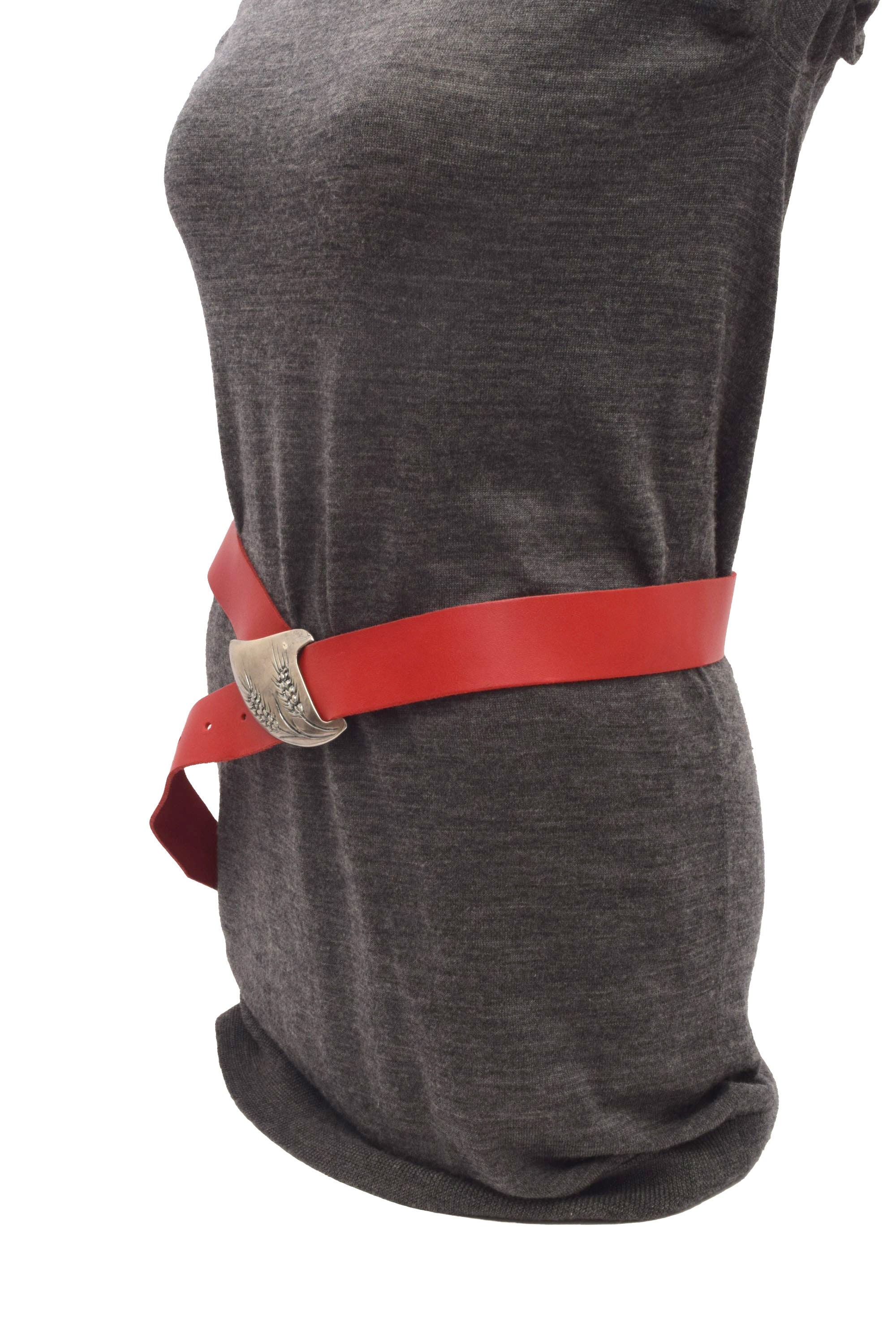 Vintage 90s Red Genuine Leather Weaved Gold Buckle Belt Size Small - Medium Vintage 90s Red Suede Leather Belt – Wide Waist Belt With  main image 2