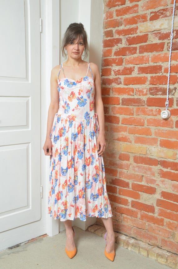 90s floral midi dress 70's Psychedelic floral maxi dress – Vida Antigua Collective main image 1