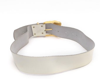 Vintage 90s White Leather Belt With Large Gold Art Deco  display picture 2