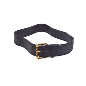 Vintage 80s Black Croc-Embossed Belt with Gold Buckle – Made in France – Size Small