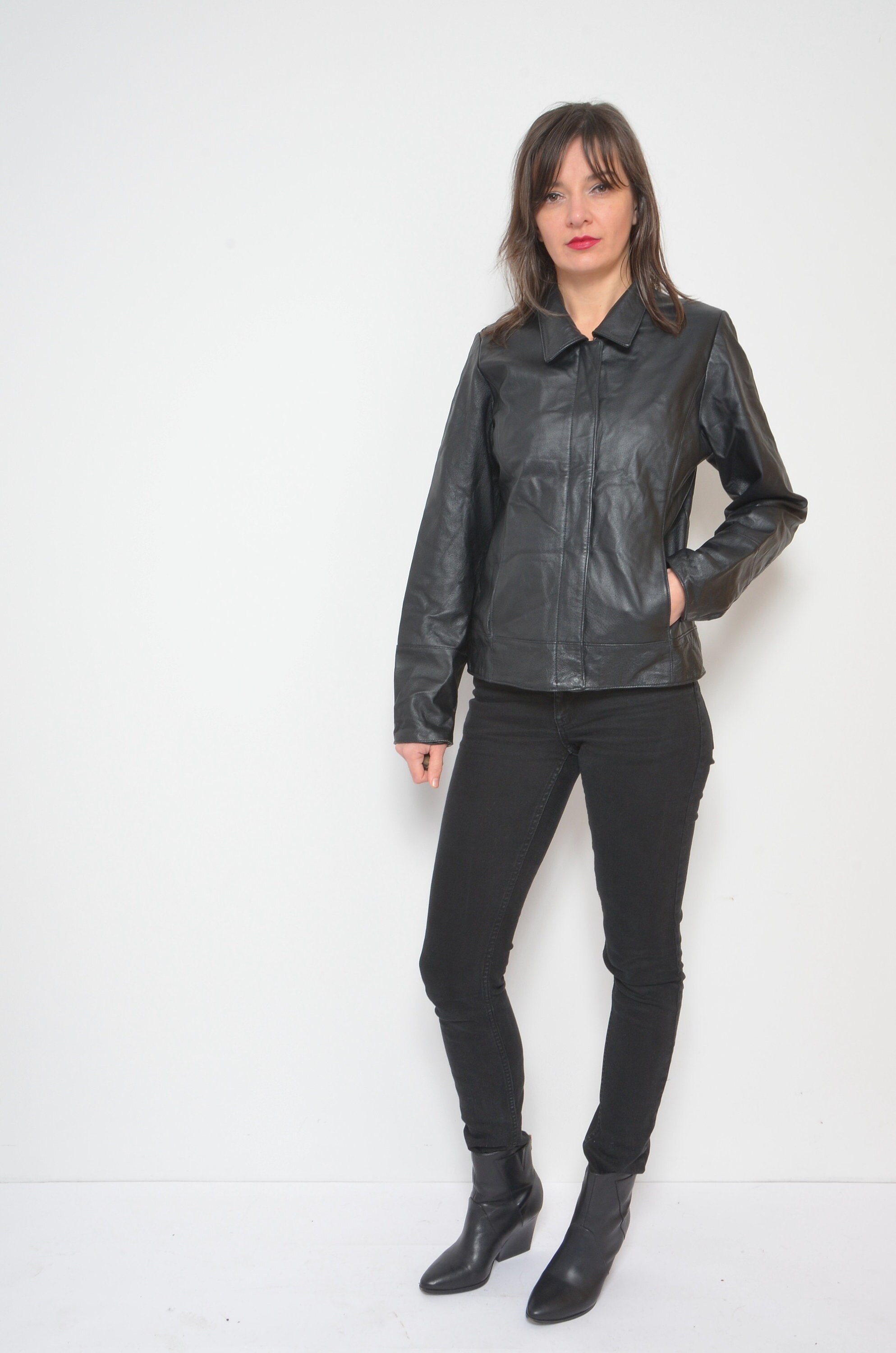 ジャケット・アウター 90s vintage short leather jacket black Real Leather Zipper Jacket / Vintage 90s Genuine Leather