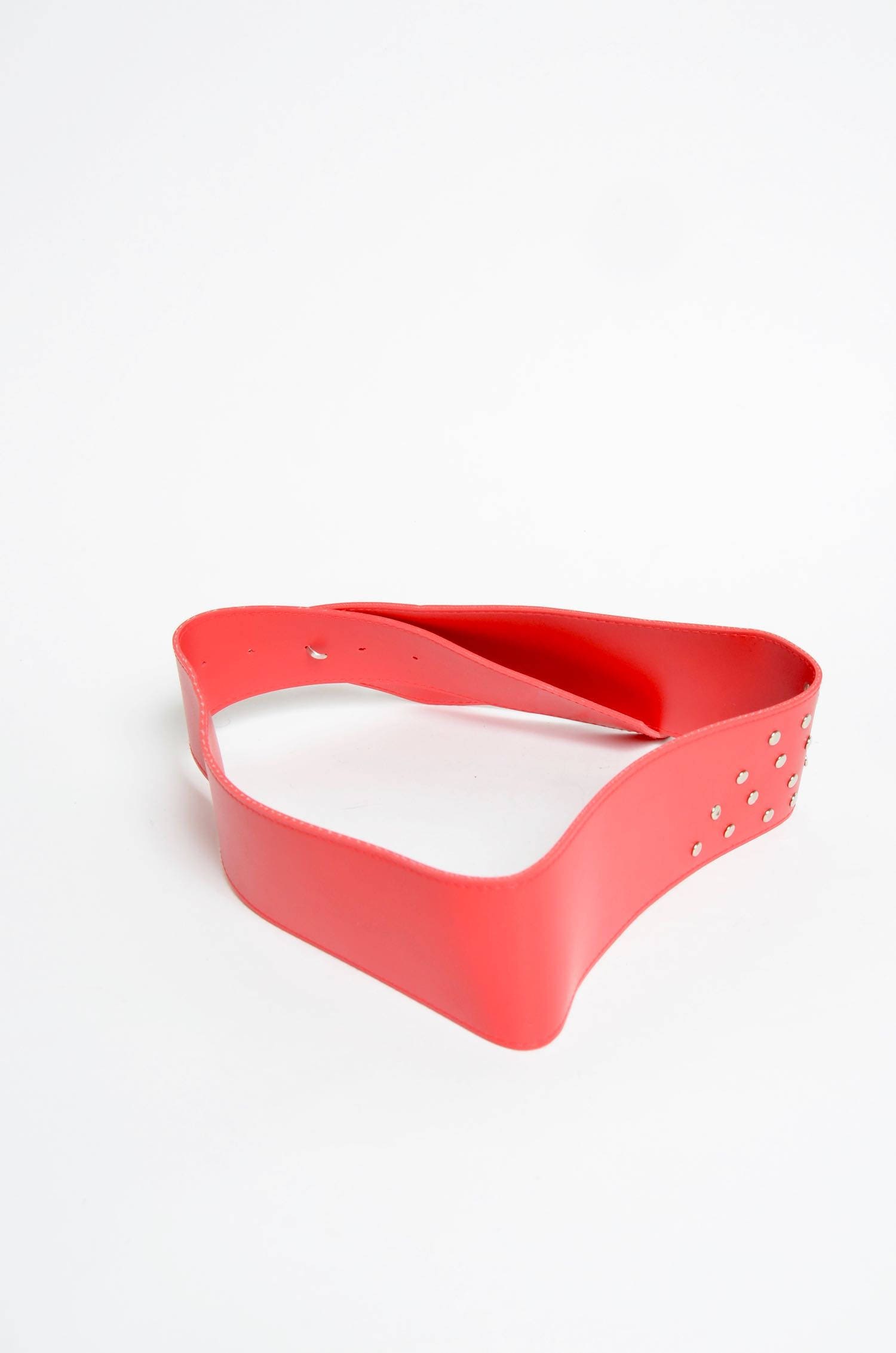 Vintage 80\'s deadstock red leather chain belt Vintage 80s Lady Captiva Red Leather and Brass Belt – Hotbox  main image 2