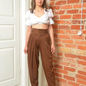 Vintage 1980s Brown High-Waisted Pleated Trousers – Made in France by Grafitys – Extra Small XS