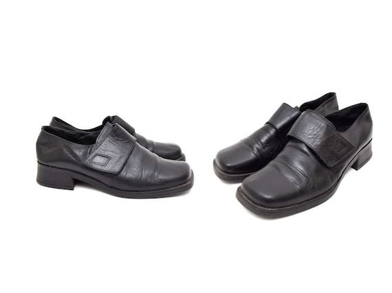 Vintage 90's Black Leather Square Toe Chunky Heel