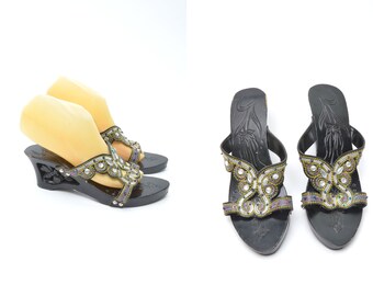 Black Carved Wood 90's Asian Style Platform Sandal Slippers with Rhinestones - Size: 36 EU / 5.5 US / 3.5 UK