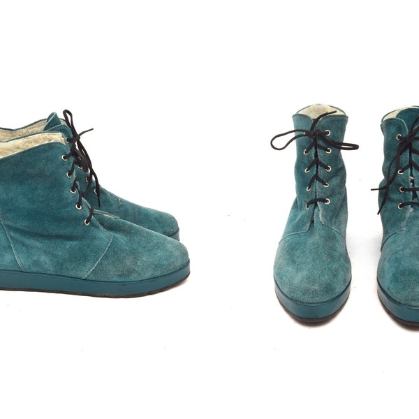 Vintage 80's Turquoise Suede Leather Lace Up Shoes With Warm Fur Lining Winter Flat Boots Size 38 EU