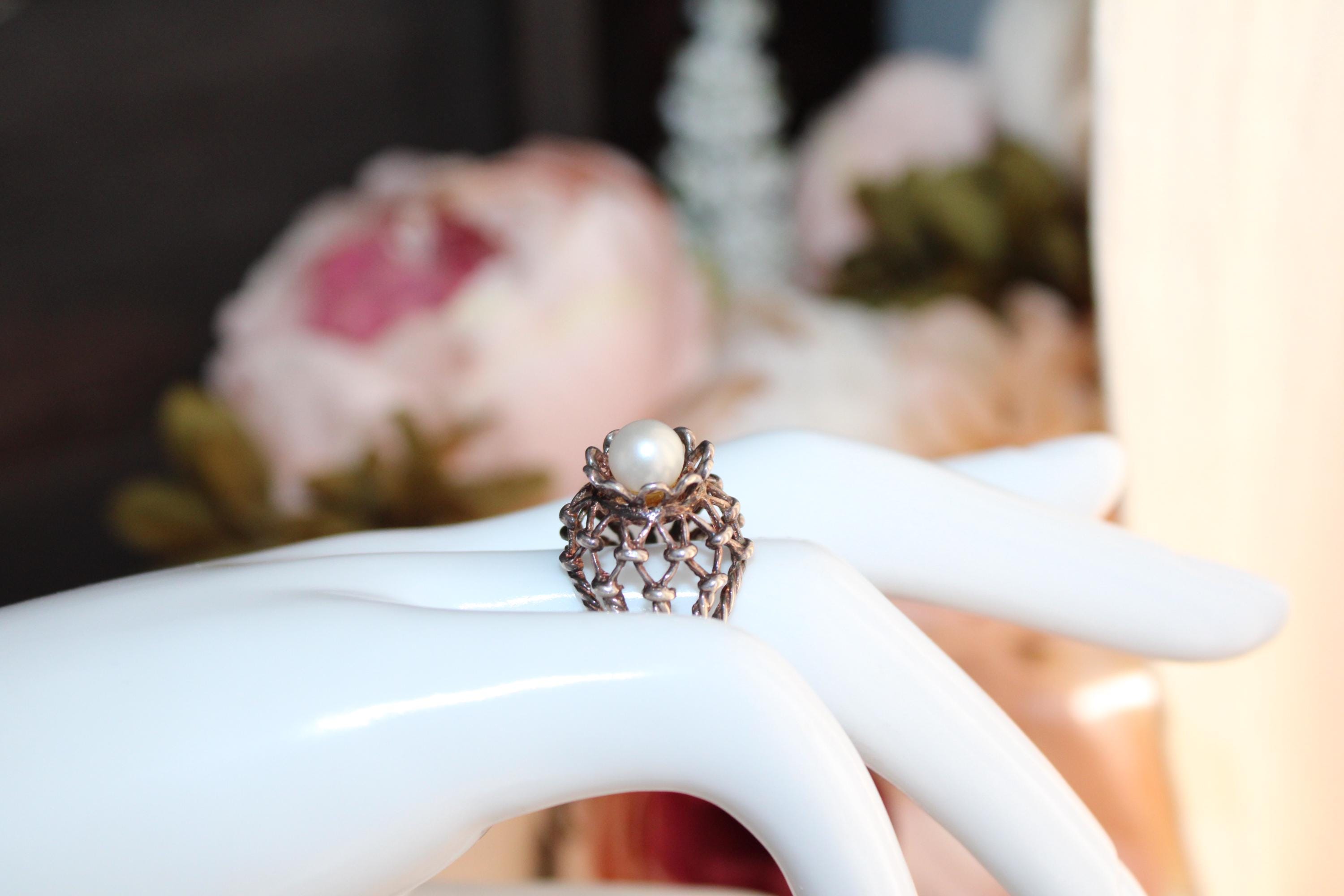 Pearl Ring Cage Israel