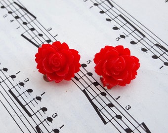 Red flower clip on earrings - red rose, vintage inspired on silver base