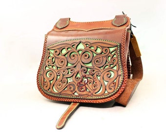 RTS Hand Tooled Leather Saddle Bag, Personalized Clutch Bag, Small Cross Body Bag, Custom Christmas Gist, Full Grain Shoulder Bag