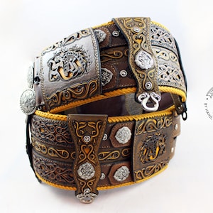 Leather Wide Belt, Medieval Leather Belt, LARP Accessories, Viking Belt, Hand Tooled Leather Belt, Celtic Outfit, Nordic Belt, SCA Costume