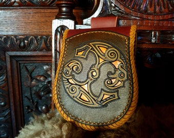 Small Hand Tooled Leather Phone Pouch, Custom Carved Medieval Leather Belt Bag, Traditional Waist Bag, Leather Belt Pouch, Best friend Gift