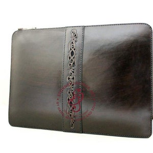 Leather Laptop Sleeve, Hand Tooled Leather Laptop Case, Leather Macbook Sleeve, 3rd Anniversary Gift, Ipad Case, Phd Graduation Gift